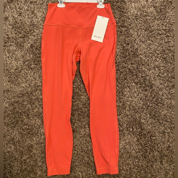 Lululemon align HR leggings 25” in color pale raspberry size 10 - Picture 4 of 5